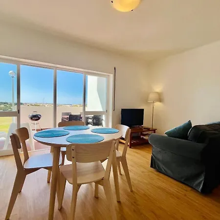 Luciana - Beachside, Balcony, Sunset View Apartment *